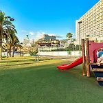 Ocean View Americas Apartamento *